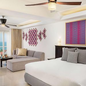 King Junior Suite Ocean View